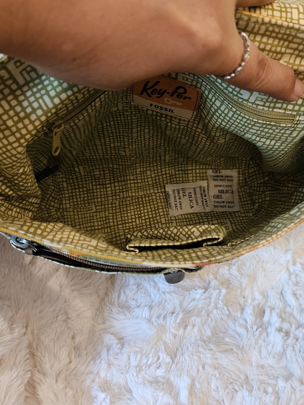 Fossil☆Key-Per☆Retro Floral Canvas Crossbody Bag in Brown and Mustard - Picture 12 of 13
